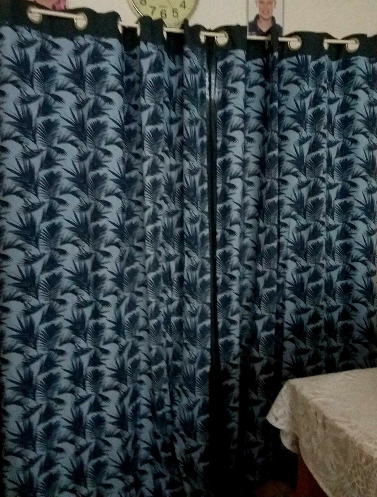 1 Blauw gordijn van 225 cm h en 285 cm br (strak gemeten), Isolerend, Blauw, Ophalen of Verzenden, Zo goed als nieuw
