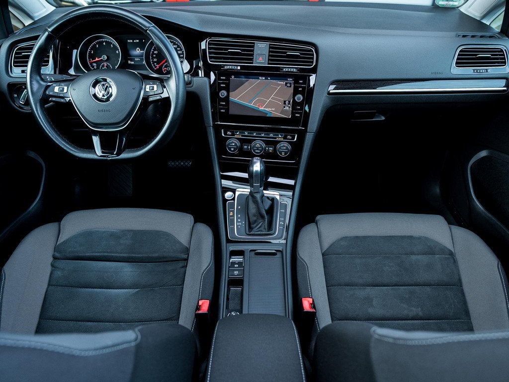 Volkswagen Golf Variant 1.4 TSI Highline Business R | Schuif, Auto's, Volkswagen, 12 maanden, Gebruikt, 1257 kg, Zwart