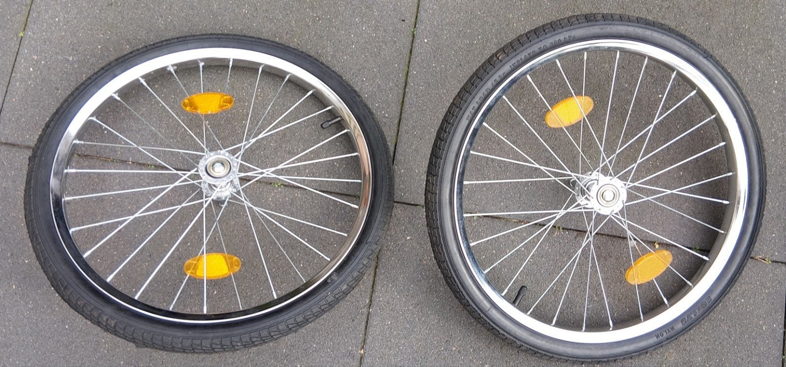 2 splinternieuwe wielen voor fietsaanhanger, Fietsen en Brommers, Ophalen, Nieuw