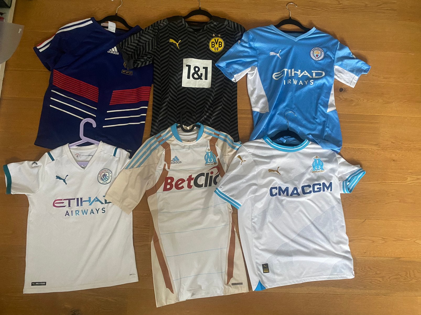 Diverse voetbalshirts en trainingshirts, Maat S, Ophalen of Verzenden, Zo goed als nieuw, Shirt