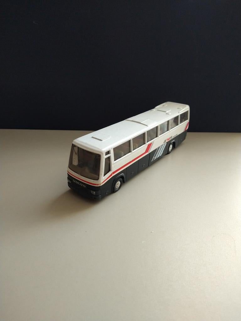 Volvo Coach Bus Joal - Made in Spanje, Hobby en Vrije tijd, Modelauto's | 1:50, Ophalen of Verzenden, Gebruikt, Bus of Vrachtwagen