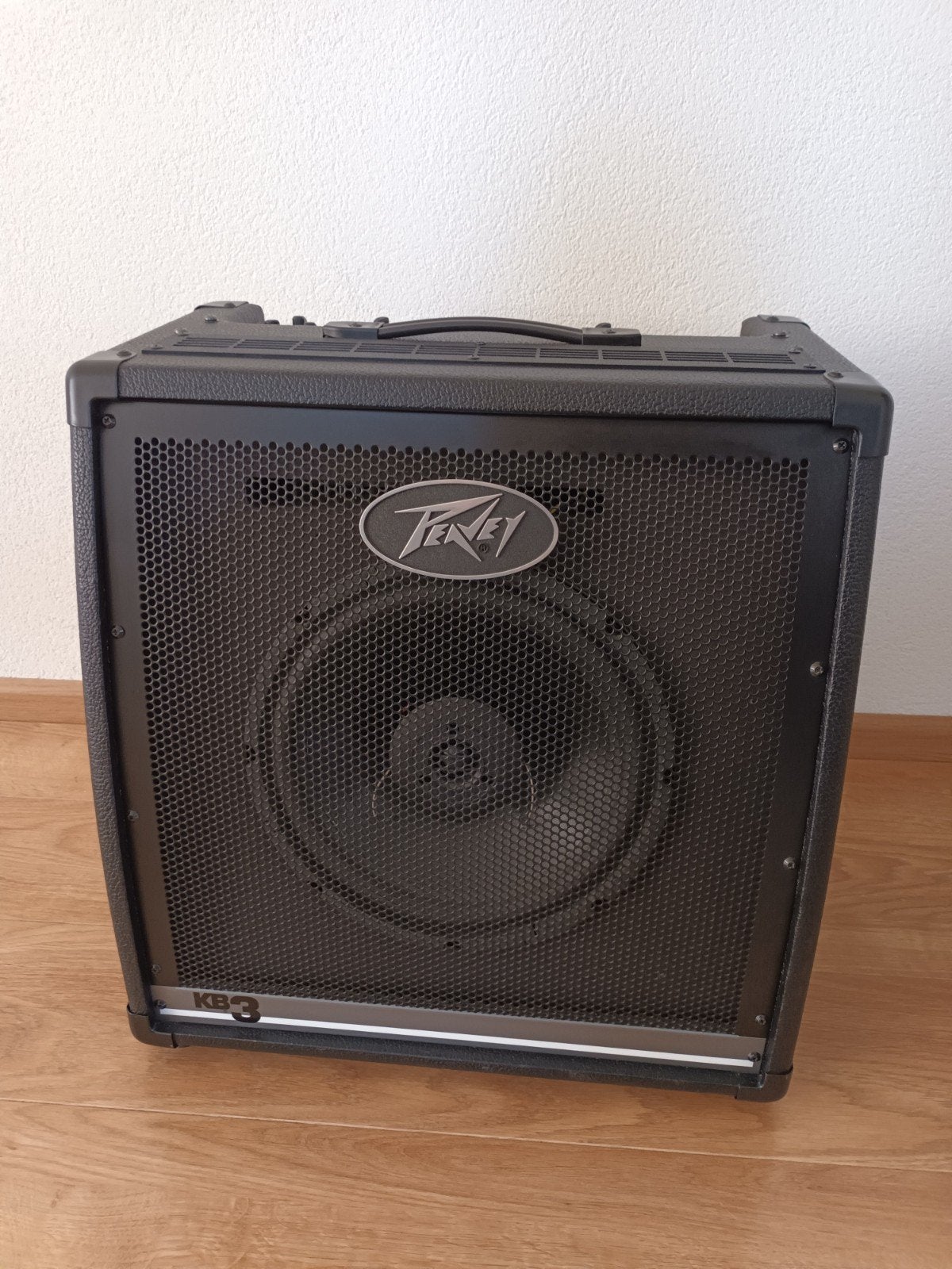 Keyboard versterker Peavey KB3 eindtrap defect., Ophalen