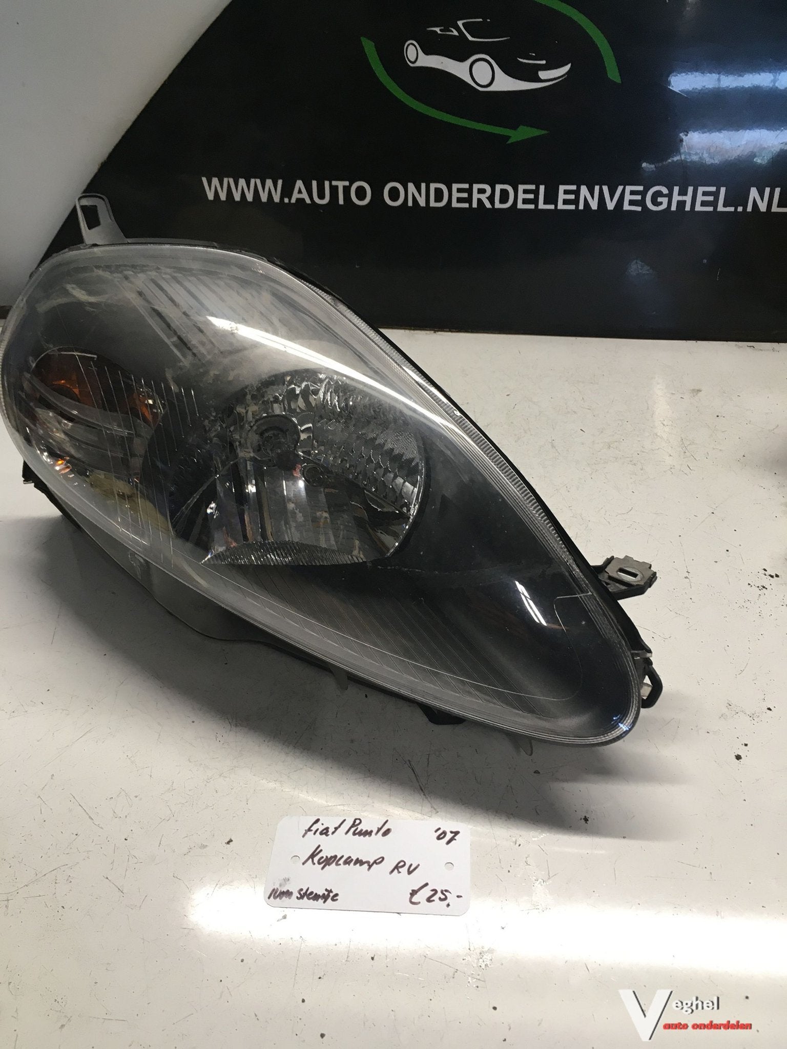 Fiat Punto 2007 Koplamp Rechtsvoor, Auto-onderdelen, Gebruikt, -, -, Ophalen of Verzenden