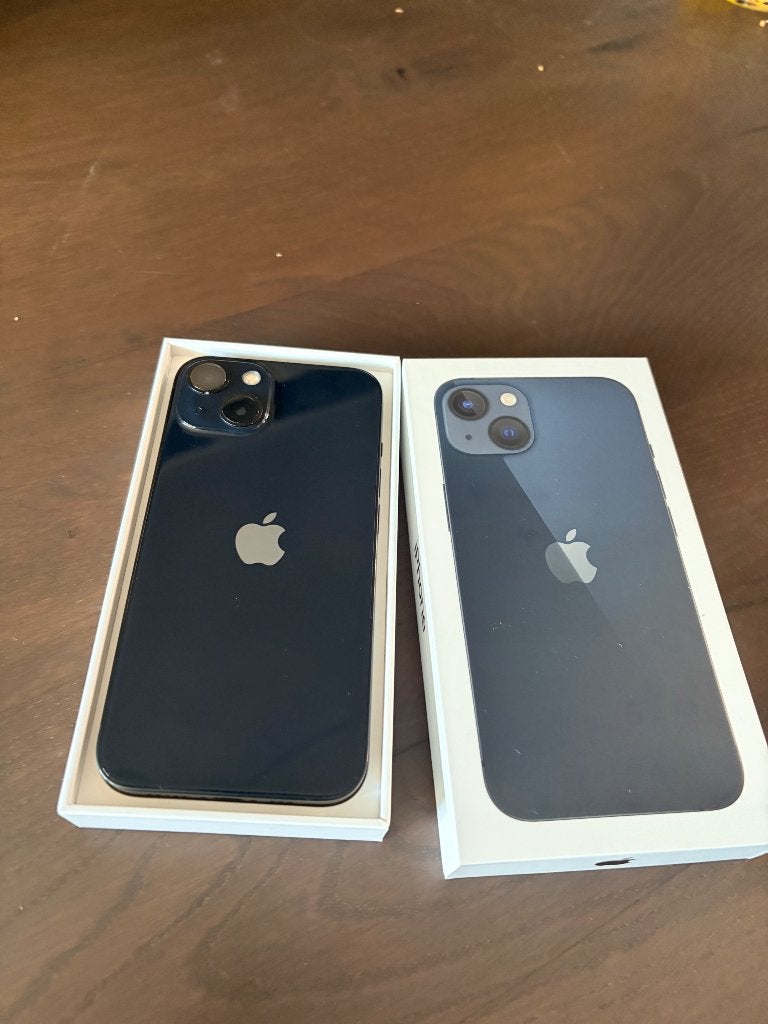 iPhone 13