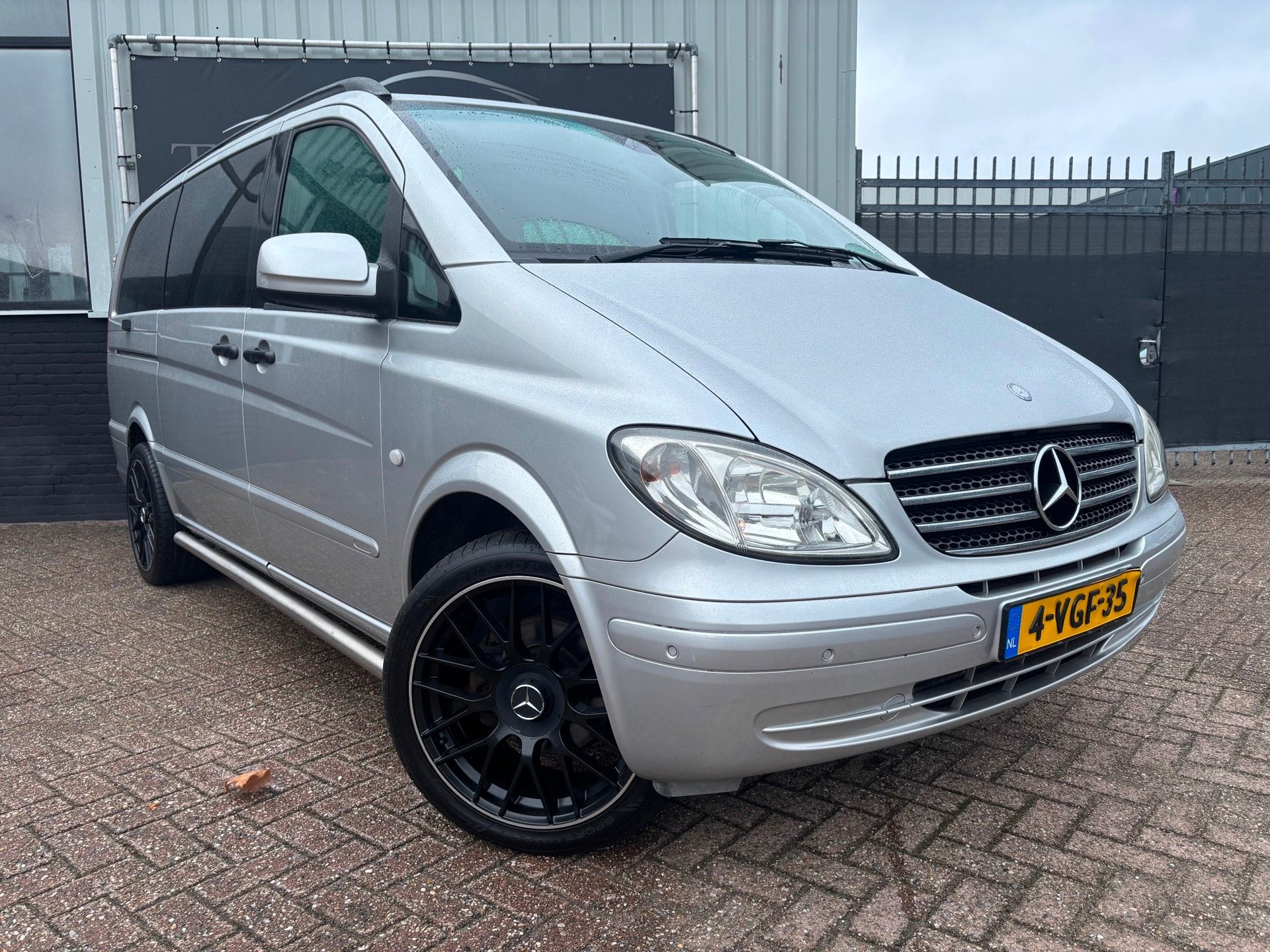 Mercedes-Benz Vito 120 CDI 320 Lang dubbelcabine V6 AUTOMAAT, Auto's, Automaat, Dealer onderhouden, Achterwielaandrijving, Gebruikt