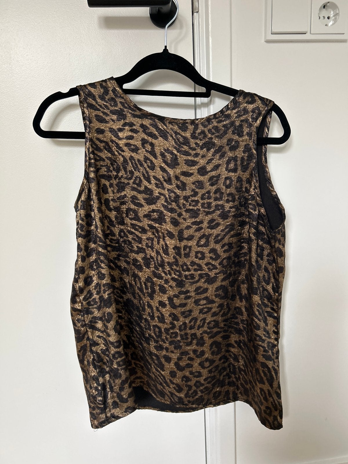 Leopard print (glitter) top zonder mouwen, Kleding | Dames, Maat 38/40 (M), Bruin, Ophalen of Verzenden, Zo goed als nieuw