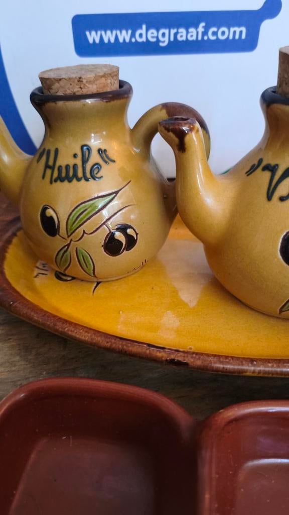 Aardewerk Olie & Azijn Set met Peper & Zout en Tapasbakje, Antiek en Kunst, Antiek | Keramiek en Aardewerk, Ophalen of Verzenden