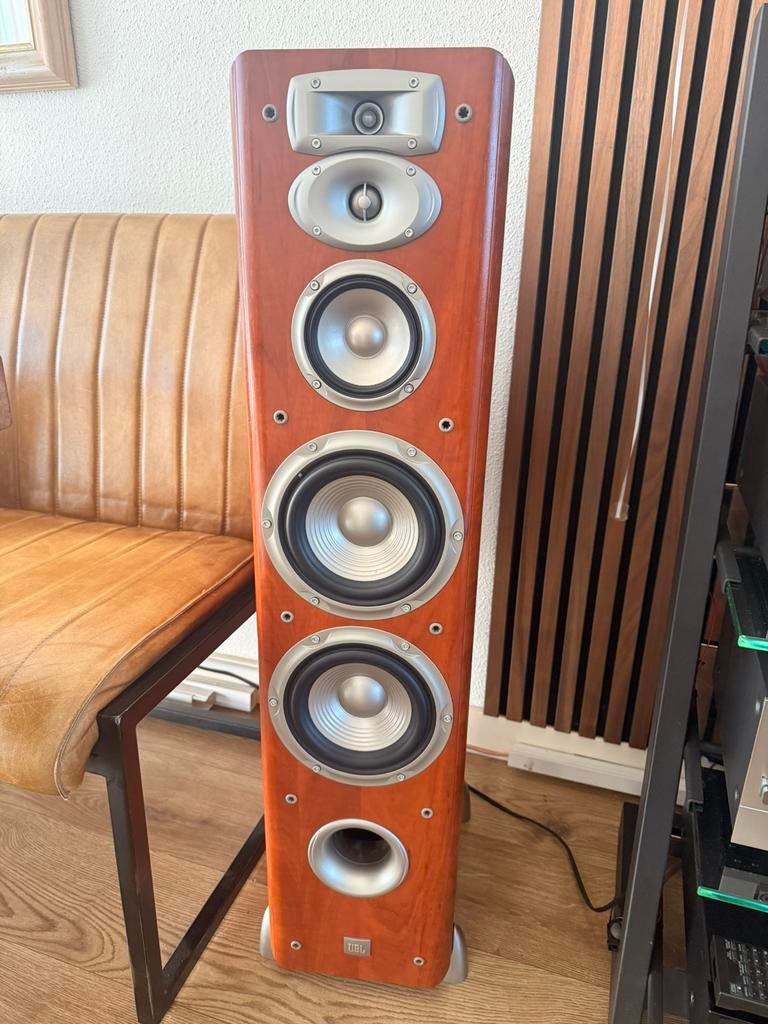 GEZOCHT: Zwarte covers voor JBL L880 Luidsprekers, JBL, Ophalen of Verzenden, Zo goed als nieuw, 120 watt of meer