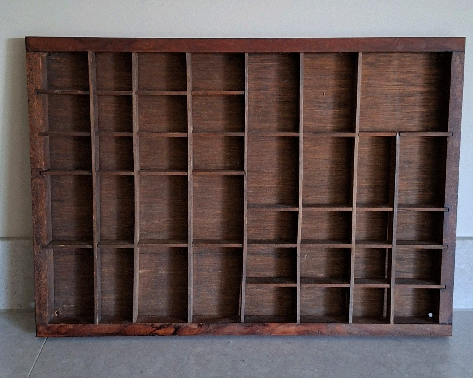 Vintage houten letterbak, Huis en Inrichting, 36 cm, Gebruikt, Industrieel, Hout