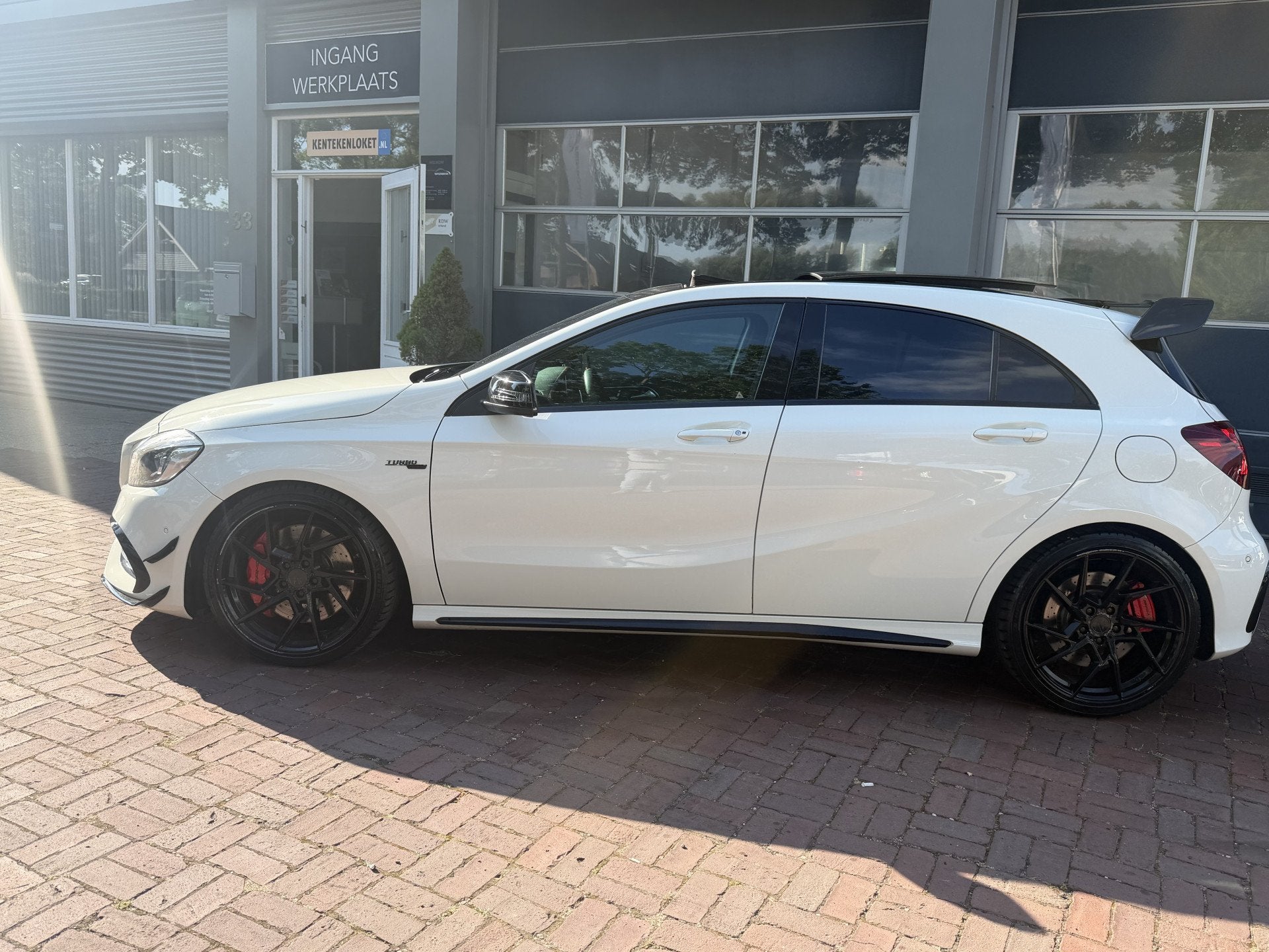 Mercedes-Benz A-Klasse AMG 45 4MATIC 2016 Km 157.000 Nap 381, Automaat, Gebruikt, 4 cilinders, Wit