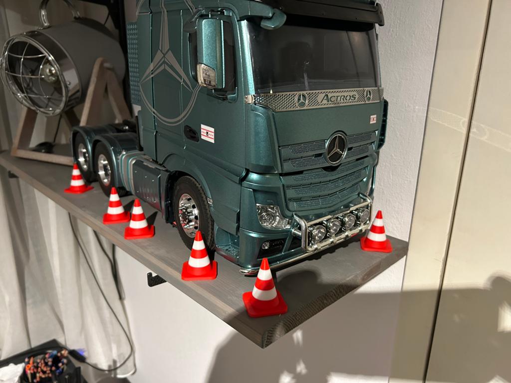 Tamiya Mercedes acrtros 1/14, Ophalen, Groter dan 1:32, Zo goed als nieuw, Truck