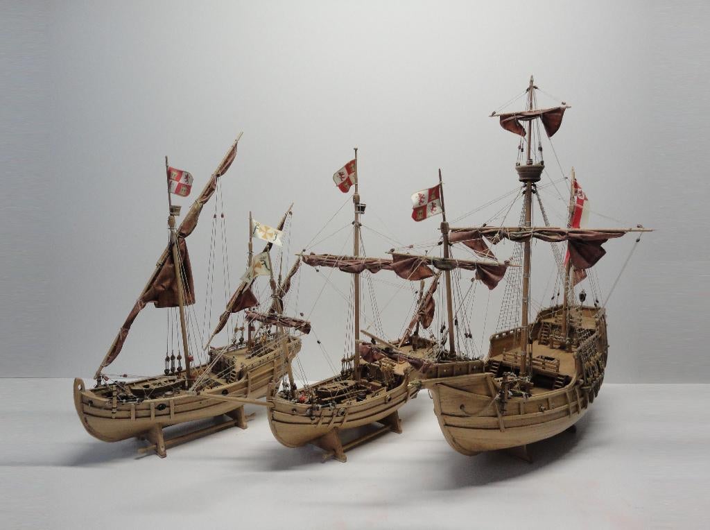 Houten modelschip Santa Maria, Pinta en Nina, Ophalen