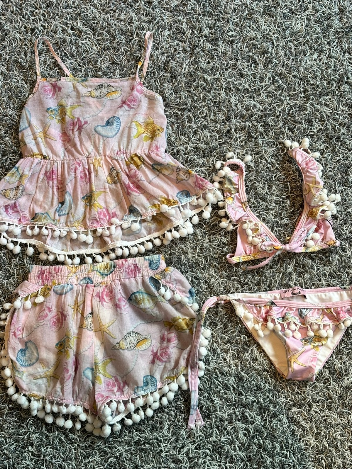 Monnalisa bikini met broekje en top 4 jaar, Kinderen en Baby's, Kinderkleding | Maat 104, Ophalen of Verzenden, Zo goed als nieuw