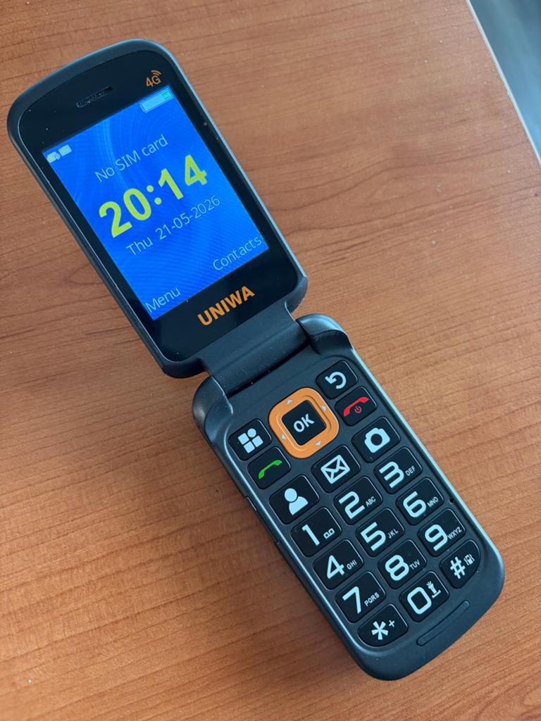 Lipa Uniwa V909T Senioren GSM met SOS, Inklapmodel, Ophalen of Verzenden, Zonder simlock, Zonder abonnement