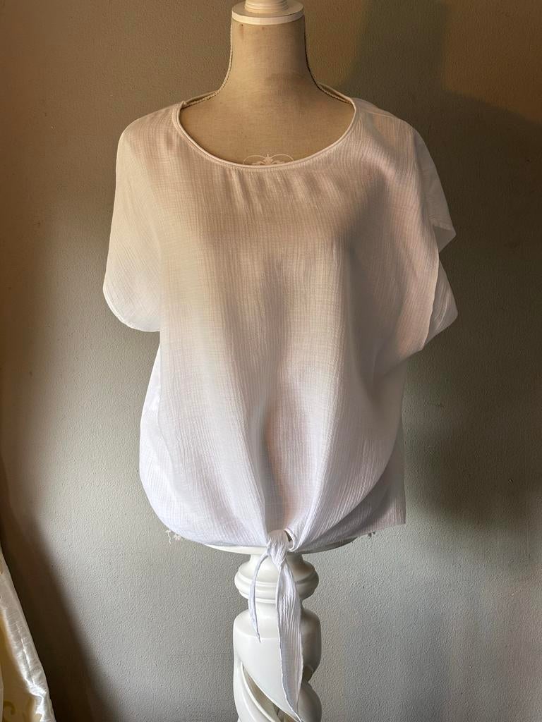 Witte losvallende blouse G. Ricceri met knoopdetail & strik, Ophalen of Verzenden, Zo goed als nieuw, Maat 38/40 (M), Wit