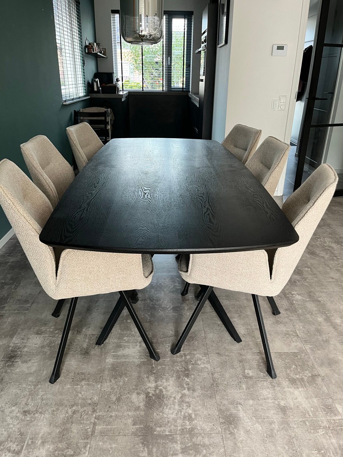 Zwarte eettafel met spinpoot, Huis en Inrichting, Ophalen, Eikenhout, 50 tot 100 cm, Zo goed als nieuw