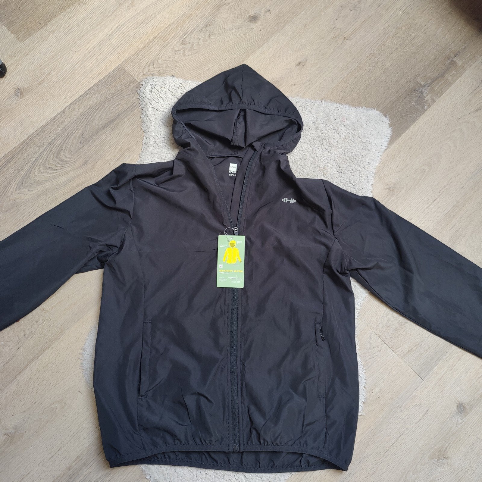 HEMA Sportjas maat 158/164 NIEUW, Ophalen of Verzenden, Nieuw, Meisje, Nacht- of Onderkleding