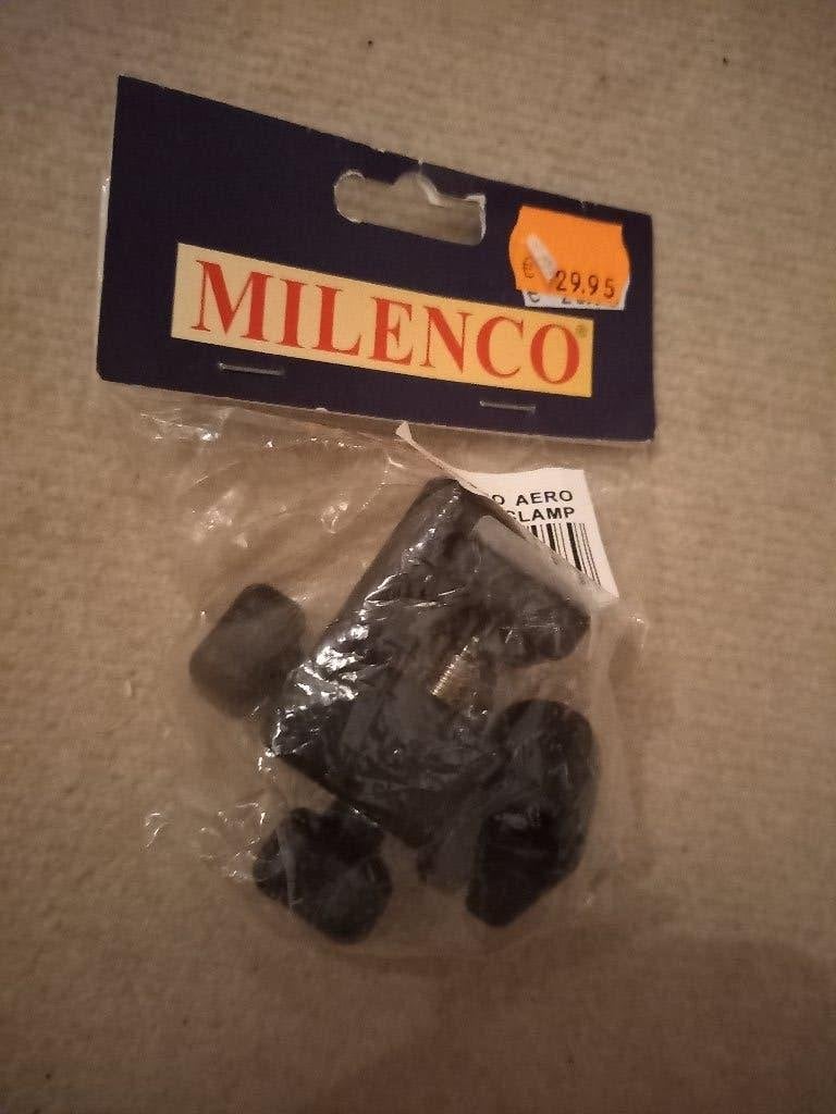 Kllemeenheid voor caravanspiegel Milenco (Nieuw), Ophalen, Zo goed als nieuw