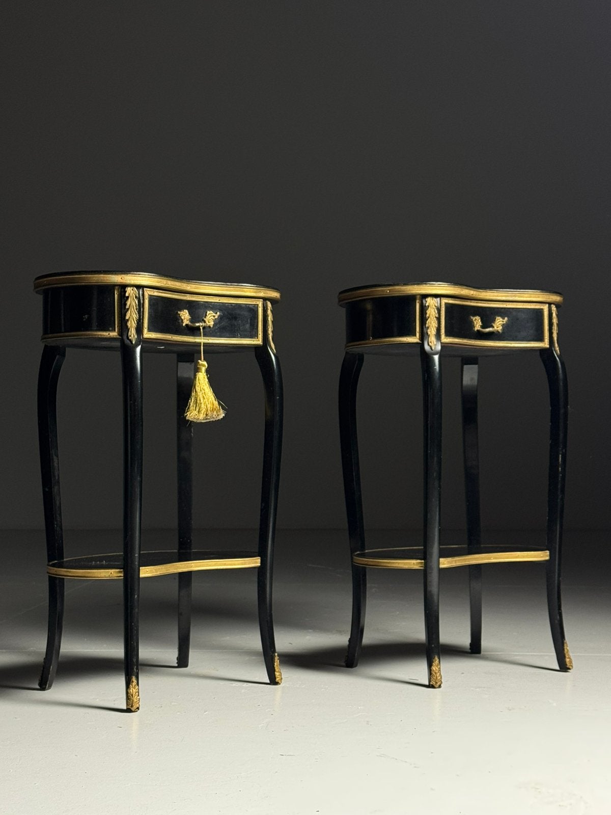 Set van 2 chinoiserie nachtkastjes, Ophalen, Zo goed als nieuw, Minder dan 45 cm, Minder dan 55 cm