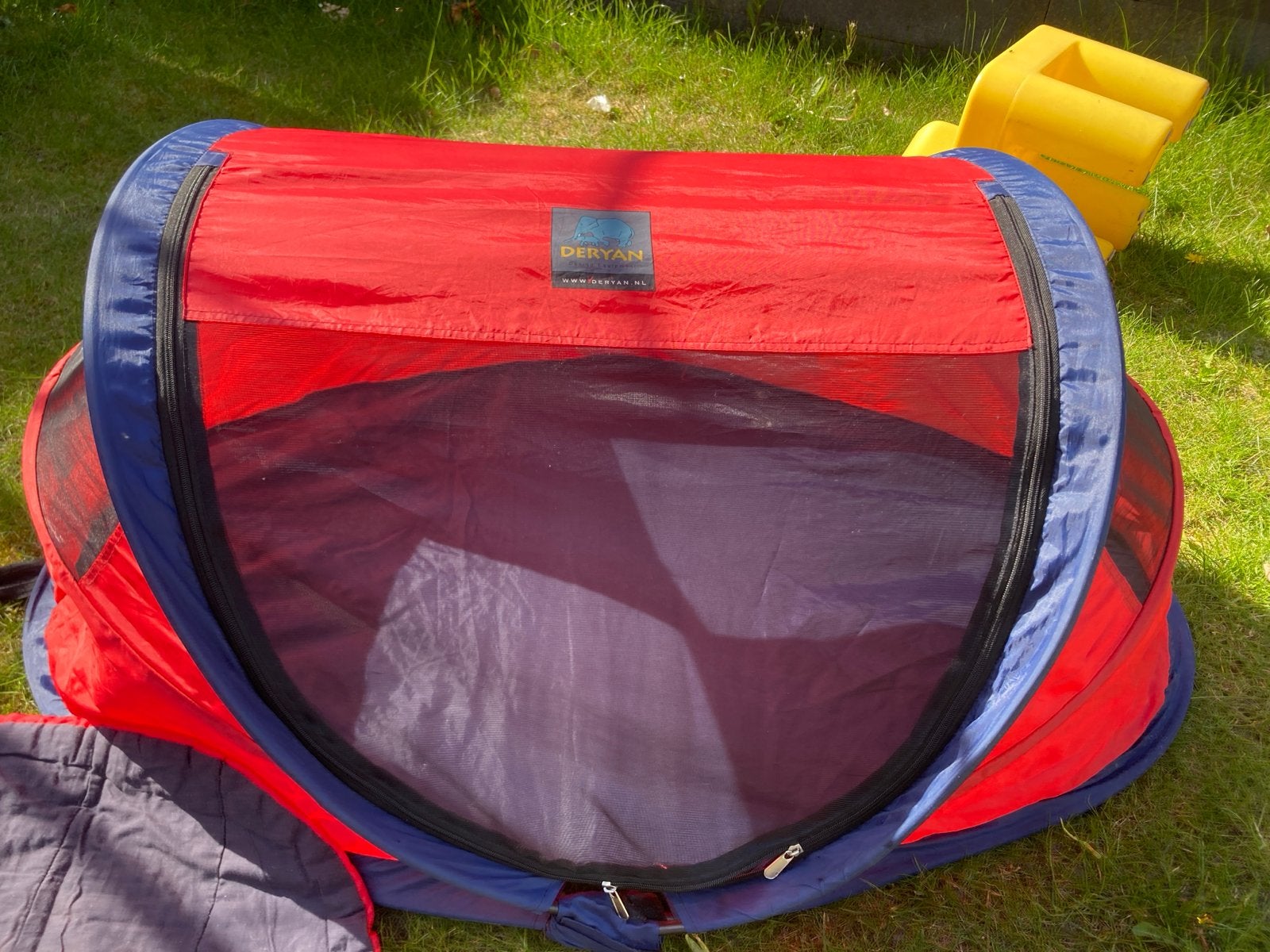 Deryan pop up Slaaptentje - Reisbedje voor Baby's en Peuter, Ophalen, Gebruikt, Reisbedje