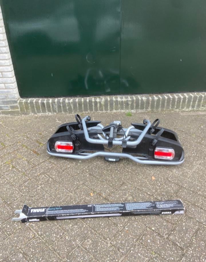 Thule 916 fietsendrager e-bikes kantelbaar, Auto diversen, Ophalen of Verzenden, Gebruikt, Trekhaakdrager