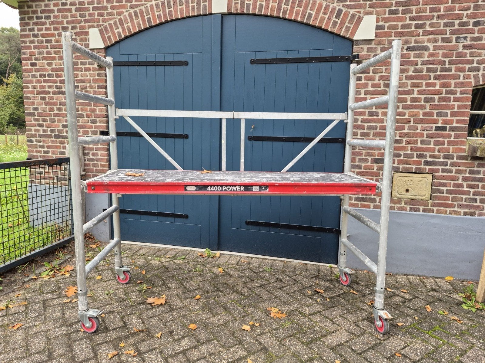Te koop Altrex kamersteiger type 4400, Doe-het-zelf en Verbouw, Ophalen, Gebruikt, Rolsteiger of Kamersteiger