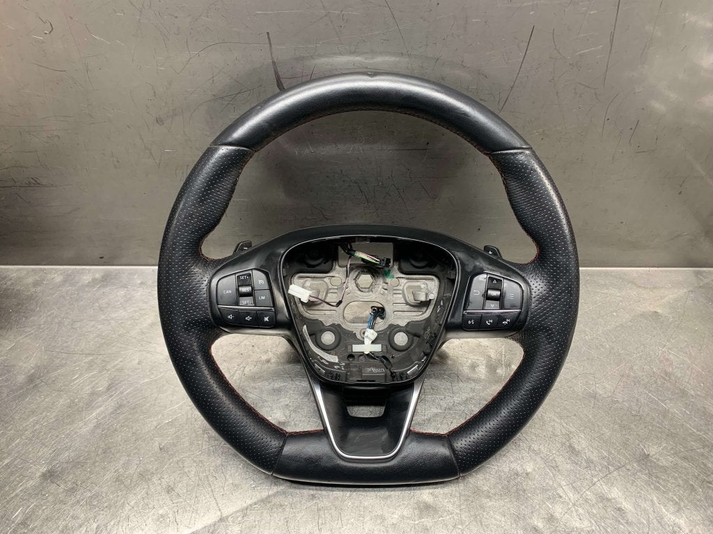 Ford Focus MK4 2020 ST LINE stuur met flippers !, Auto-onderdelen, Gebruikt, Niet ingevuld, Ford, Niet ingevuld