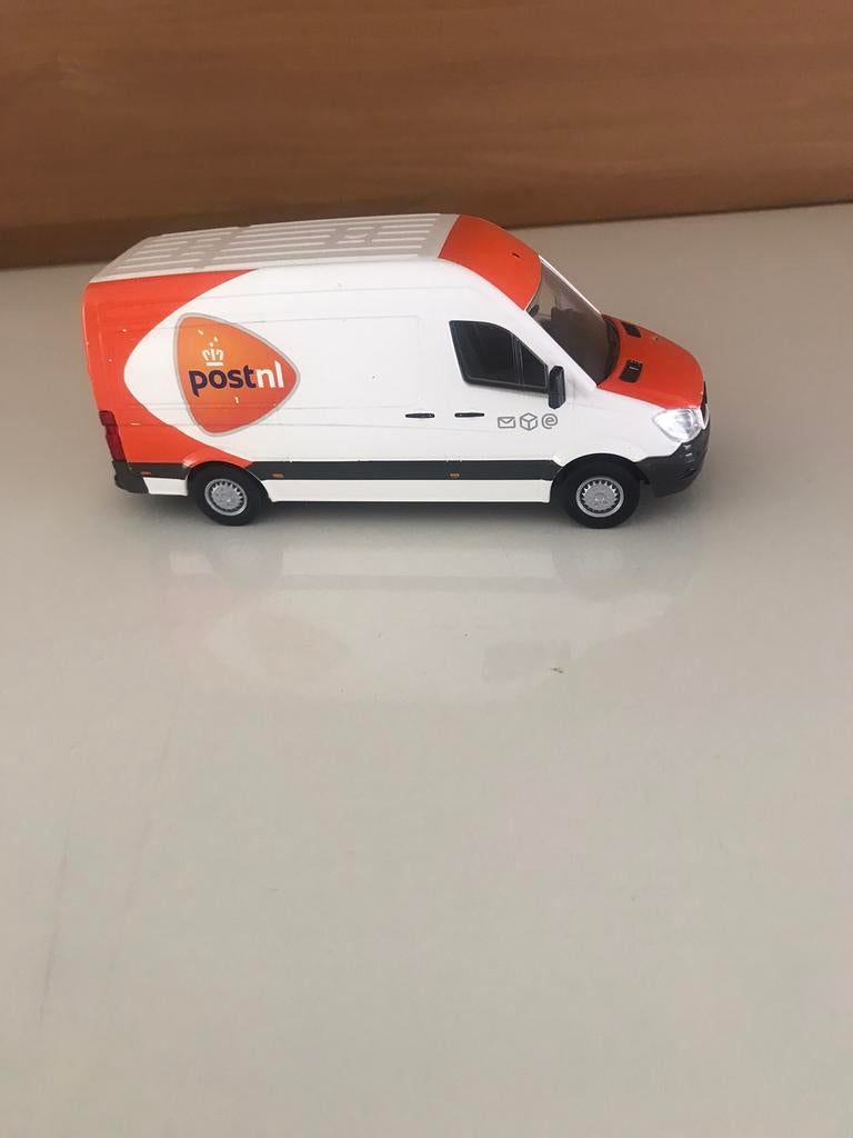 Mercedes Sprinter PostNL bestelbus metaal zwaar model, Hobby en Vrije tijd, Modelauto's | 1:43, Ophalen of Verzenden, Zo goed als nieuw