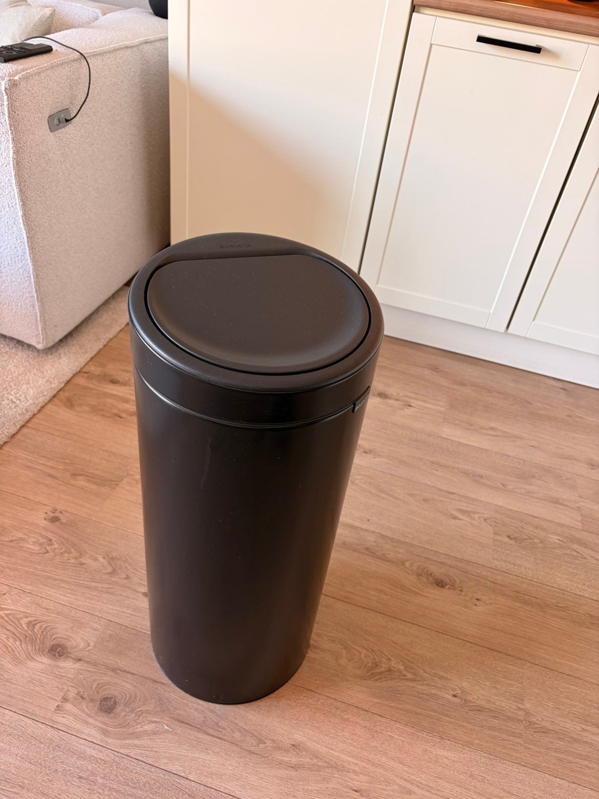Brabantia Touch Bin Prullenbak - 30 liter- Matt Black, Huis en Inrichting, Woonaccessoires | Prullenbakken, 40 liter of meer, Ophalen of Verzenden