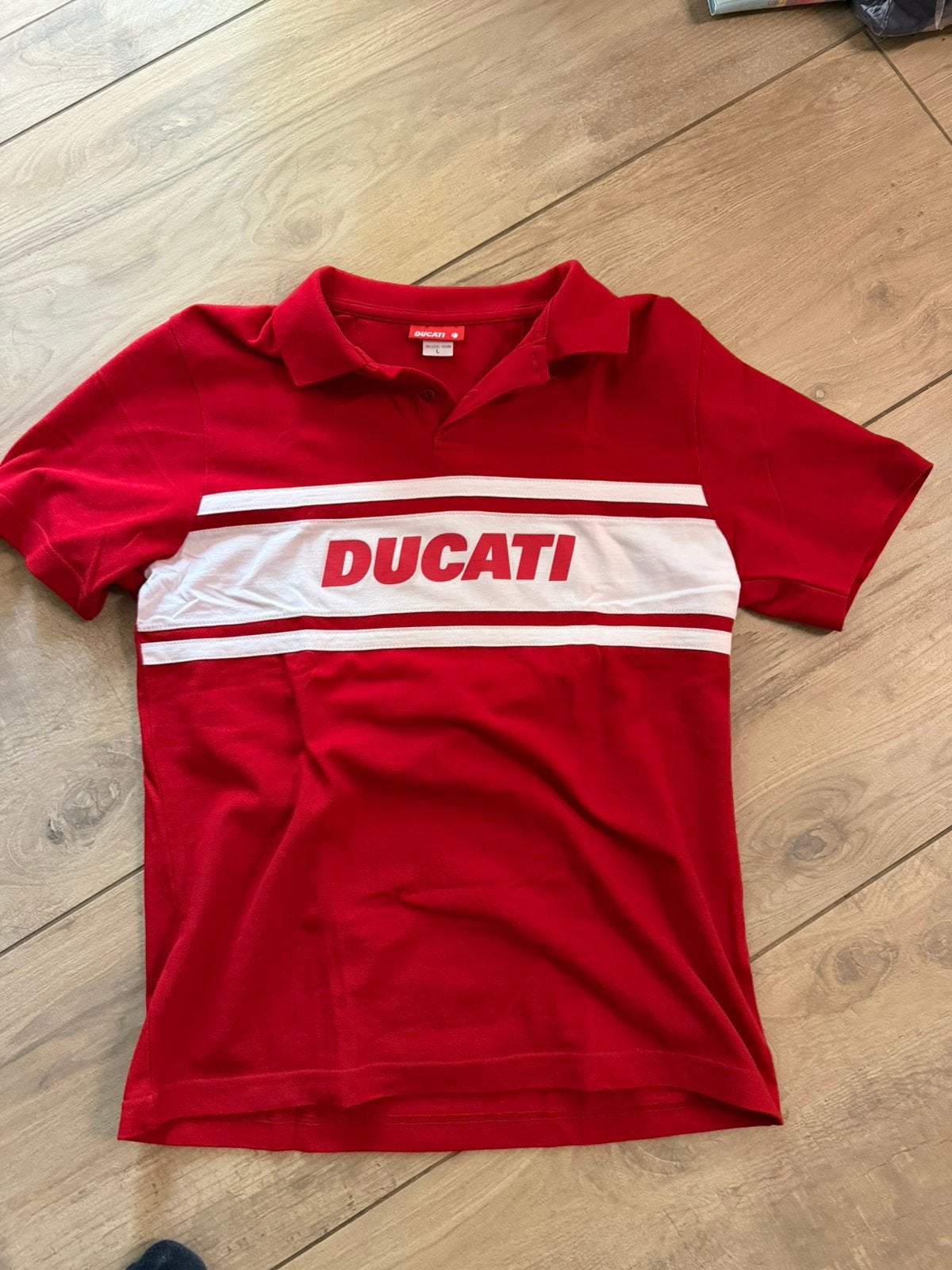 Ducati polo. Maat L.   Zeer netjes!, Ophalen of Verzenden, Zo goed als nieuw, Maat 52/54 (L), Rood