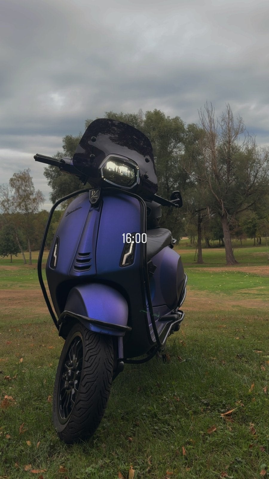 Vespa sprint iget 2021, Fietsen en Brommers, Ophalen, Zo goed als nieuw, Benzine