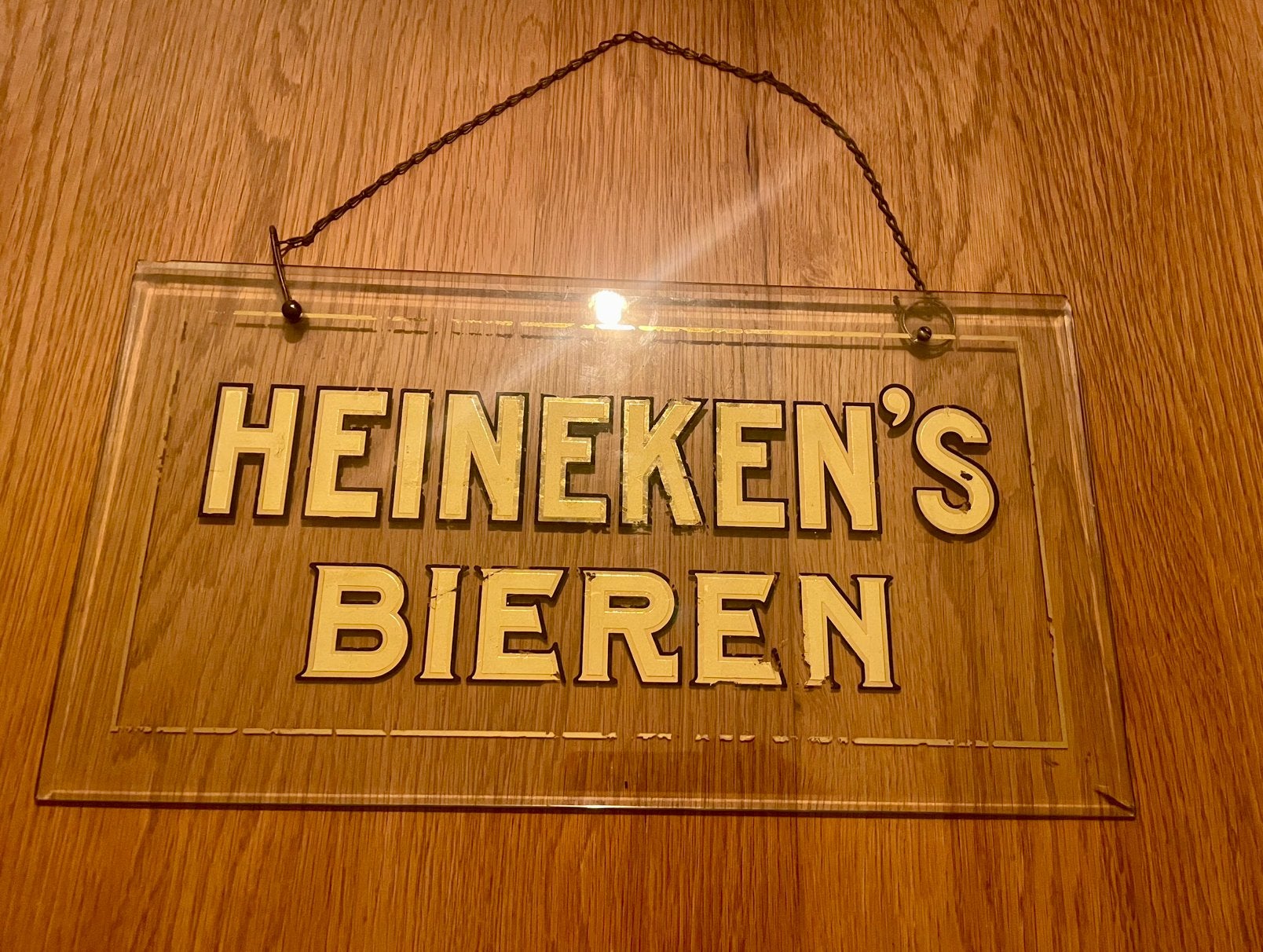 Glazen vintage Heineken’s bier reclame bord uit jaren 60/70, Verzamelen, Ophalen of Verzenden, Gebruikt, Reclamebord, Plaat of Schild