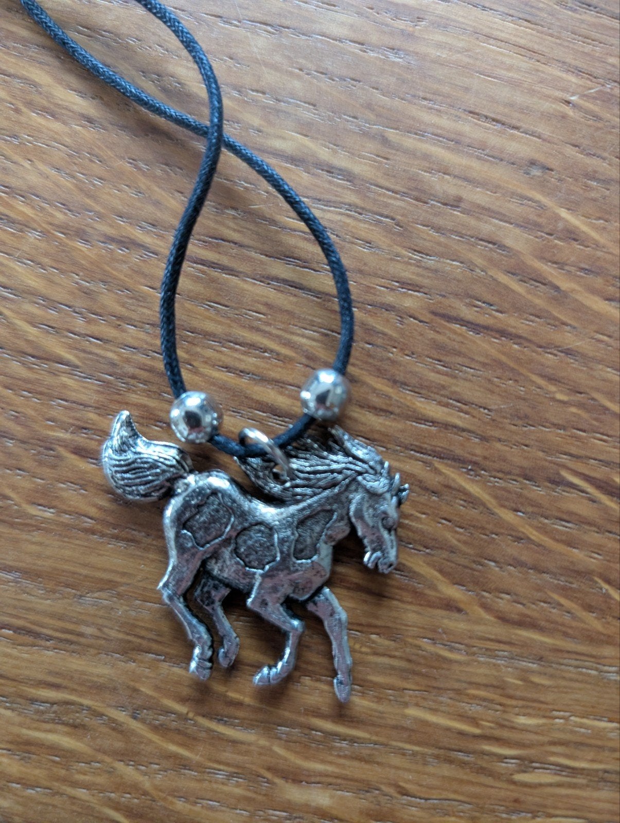 Zilverkleurige Paarden Kettingen - Nieuw, Overige materialen, Nieuw, Ophalen of Verzenden, Zilver