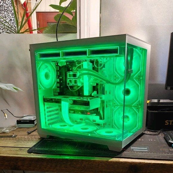 game PC white Gaming PC’s | RTX 4070/5070 | X3D DDR5
