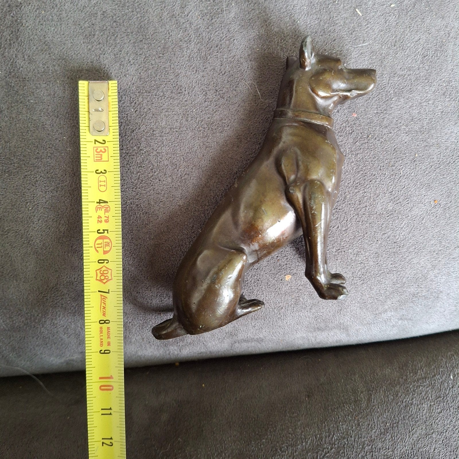 Bronzen beeldje van een hond, mogelijk Staffordshire, Ophalen of Verzenden