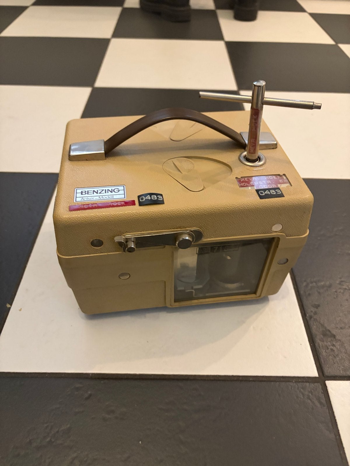 Vintage Benzing Arion-Model Tijdklok, Ophalen of Verzenden