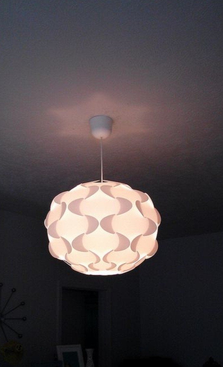 iconische IKEA Fillsta hanglamp in het wit (Model: 19272), Kunststof, Vintage, Zo goed als nieuw, E27 (groot)