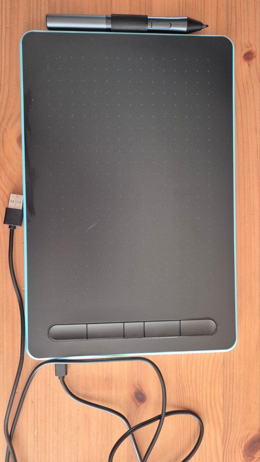 Wacom Intuos S (CTL-4100) Tekentablet met Pen en USB-kabel, Computers en Software, Ophalen, Gebruikt, Bedraad, Wacom