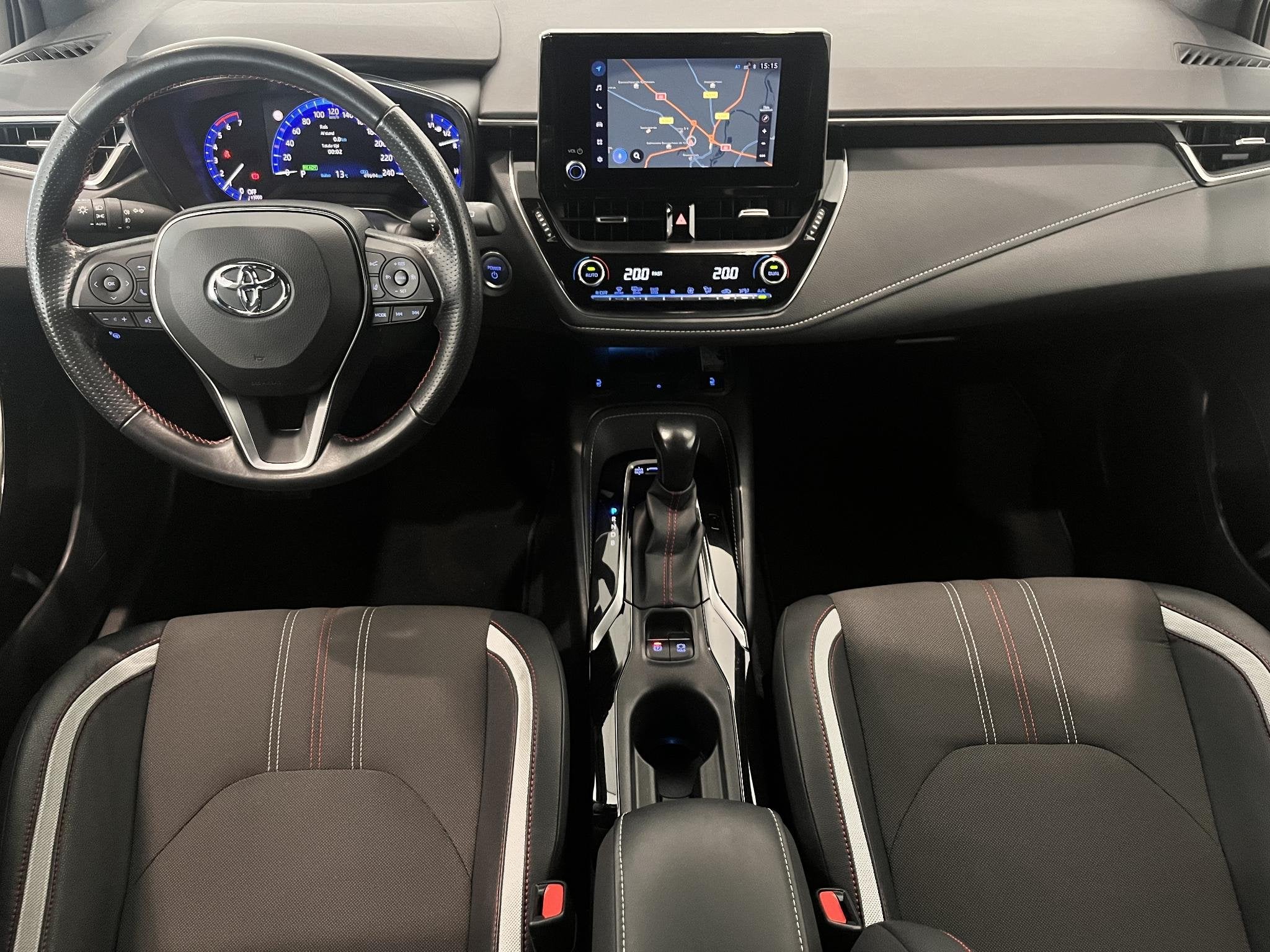 Toyota Corolla Touring Sports 1.8 Hybrid GR-Sport | LED | Na, 1345 kg, 450 kg, Gebruikt, Met garantie (alle)