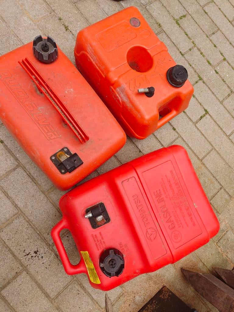 3 Brandstoftanks 22 liter - Quicksilver & Tohatsu, Ophalen of Verzenden, Gebruikt, Motor en Techniek