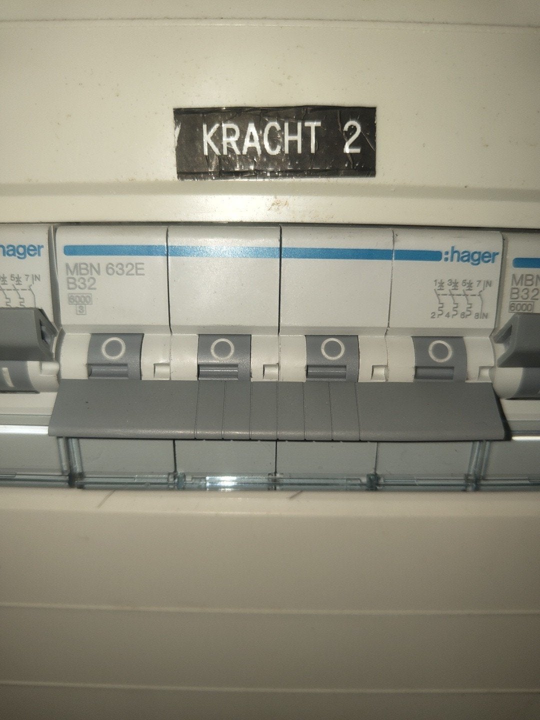 5x Hager MBN632E B32, 3x MBS616E  B32 en 1x C32 schakelaar, Ophalen of Verzenden, Gebruikt, Overige typen
