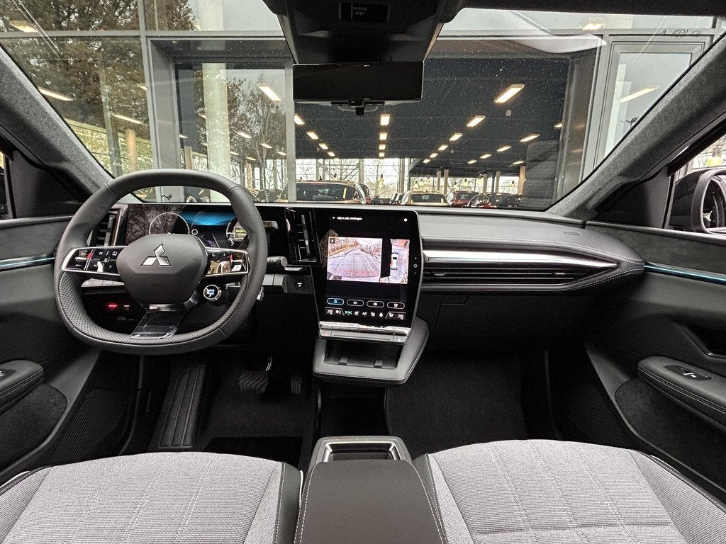 Mitsubishi Eclipse Cross Intense+ 87 kWh | NIEUW MODEL UIT V, Auto's, Mitsubishi, Eclipse Cross, Leder en Stof, Zwart, 218 pk