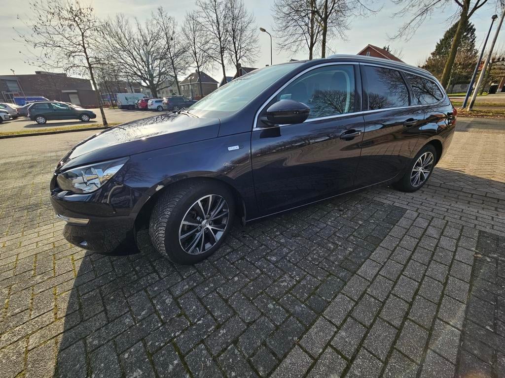 Peugeot 308 1.2 E-thp 130pk 2015 Blauw, Auto's, 1199 cc, 1165 kg, Blauw, Origineel Nederlands
