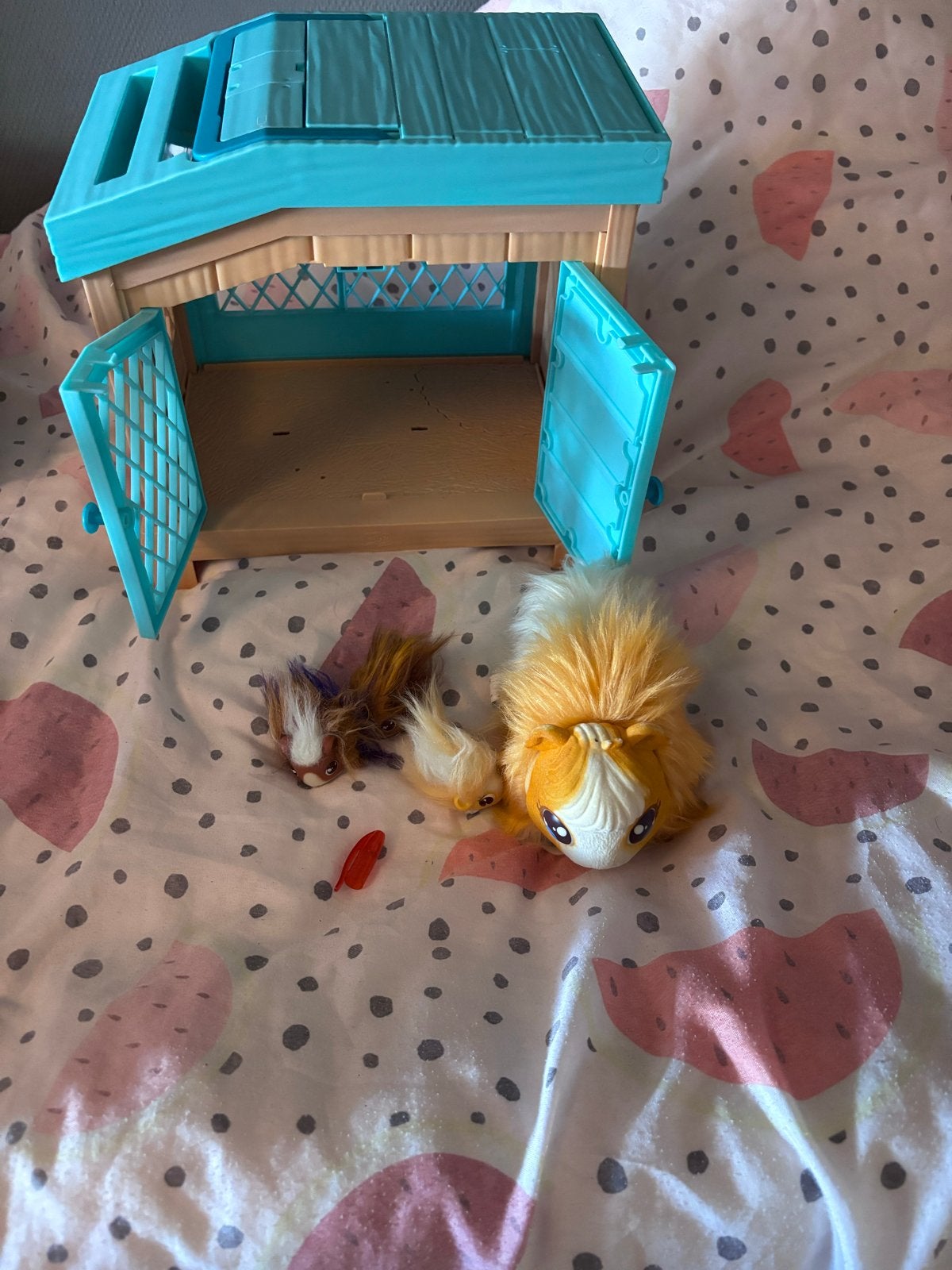 Little Live Pets cavia met hok, Ophalen, Gebruikt, Jongen of Meisje