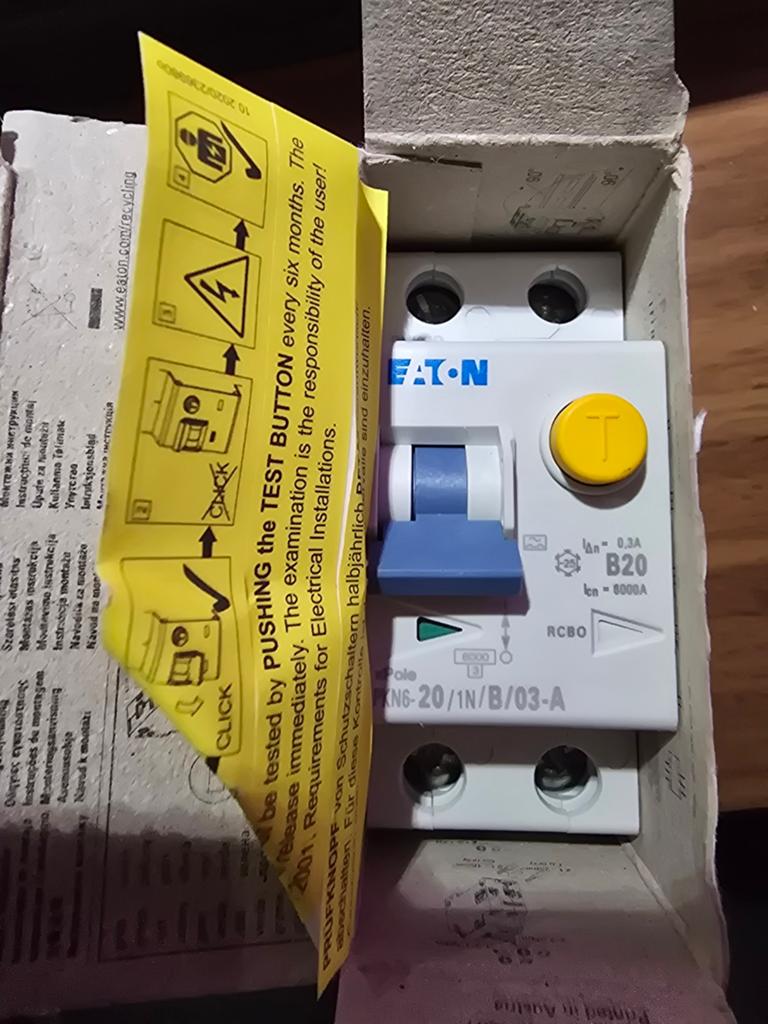 Eaton Aardlekautomaat 20A B20 300mA RCBO MCB, Ophalen of Verzenden, Nieuw, Overige typen