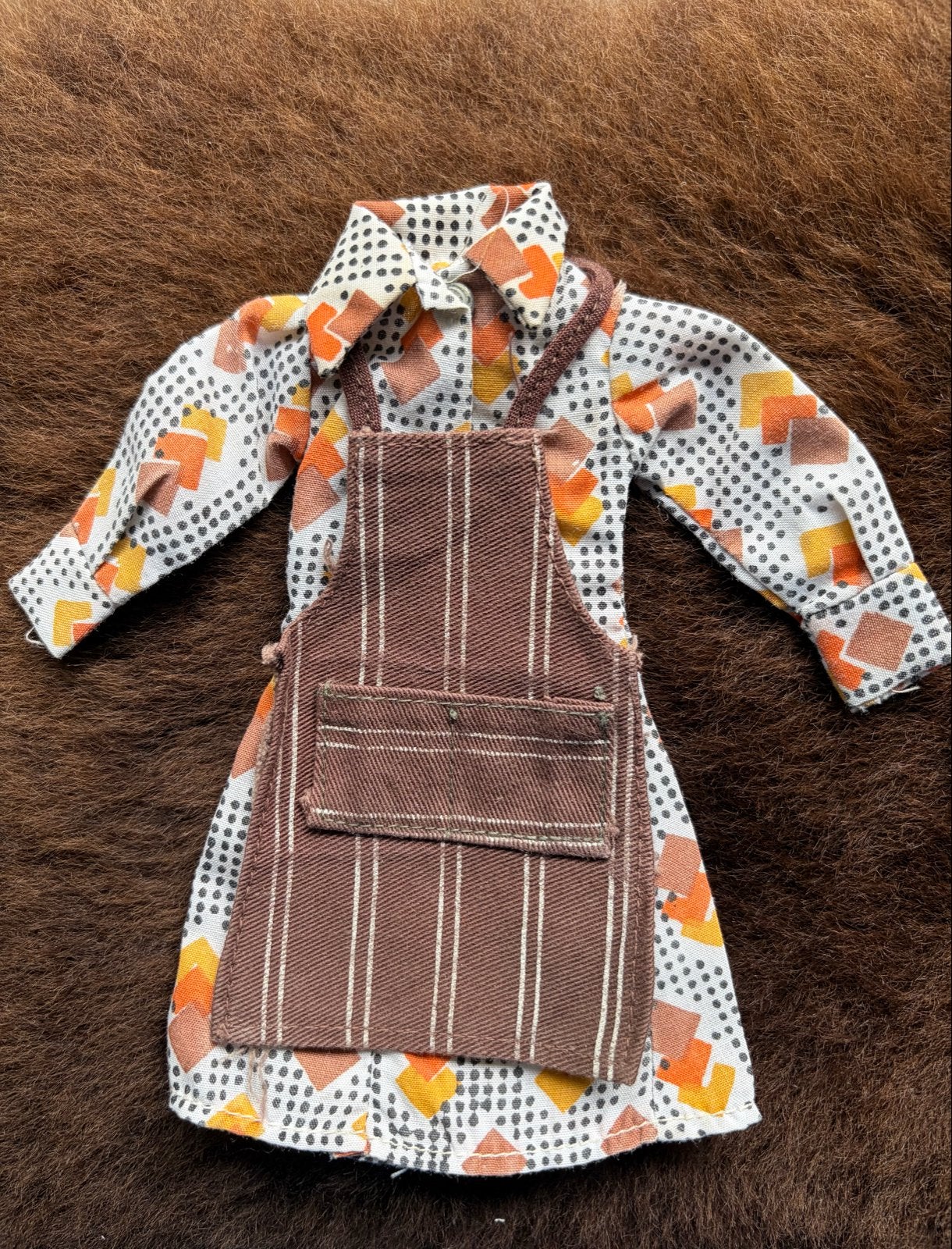 Zeldzame Vintage Sindy "Cook In" Outfit (1976/1977), Ophalen of Verzenden, Zo goed als nieuw, Kleertjes