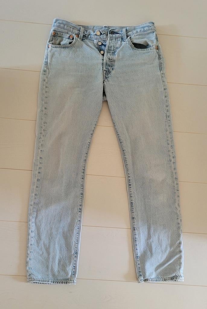 Straight Levi's Jeans, Blauw, W32 (confectie 46) of kleiner, Ophalen of Verzenden, Gedragen