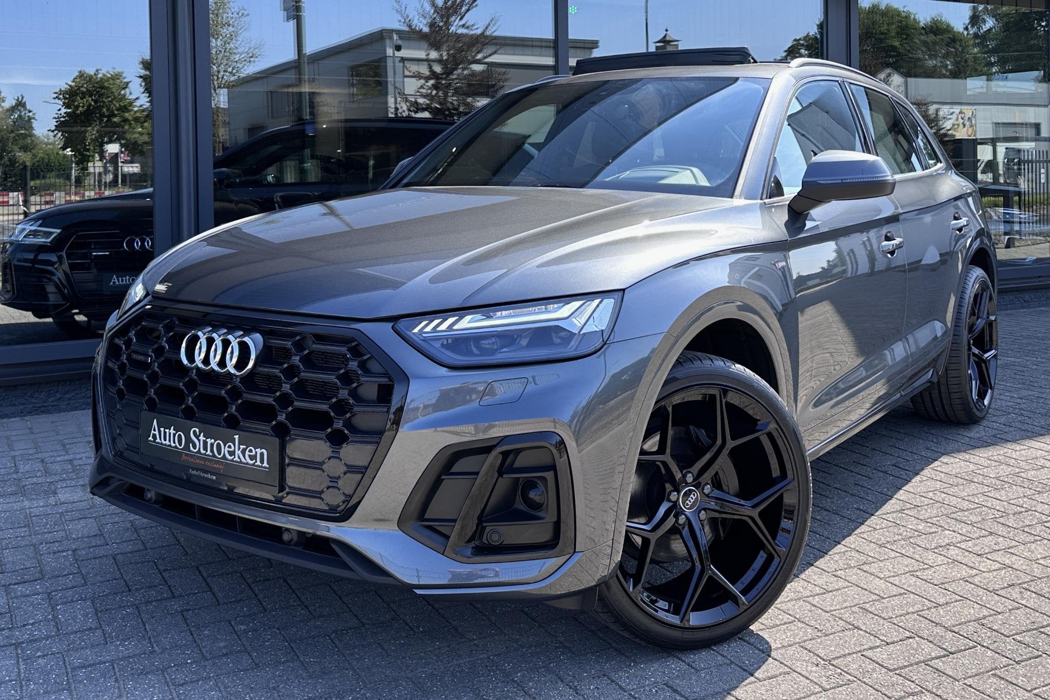 Audi Q5 55 TFSIe S-Line Pano RS Leder Massage HuD Matrix, Auto's, Audi, Automaat, 14 kWh, Gebruikt, 4 cilinders