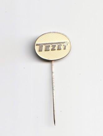 volmetaal speld TEZET kampeerwagens, Uiterburen, Ophalen of Verzenden, Overige onderwerpen, Speldje of Pin