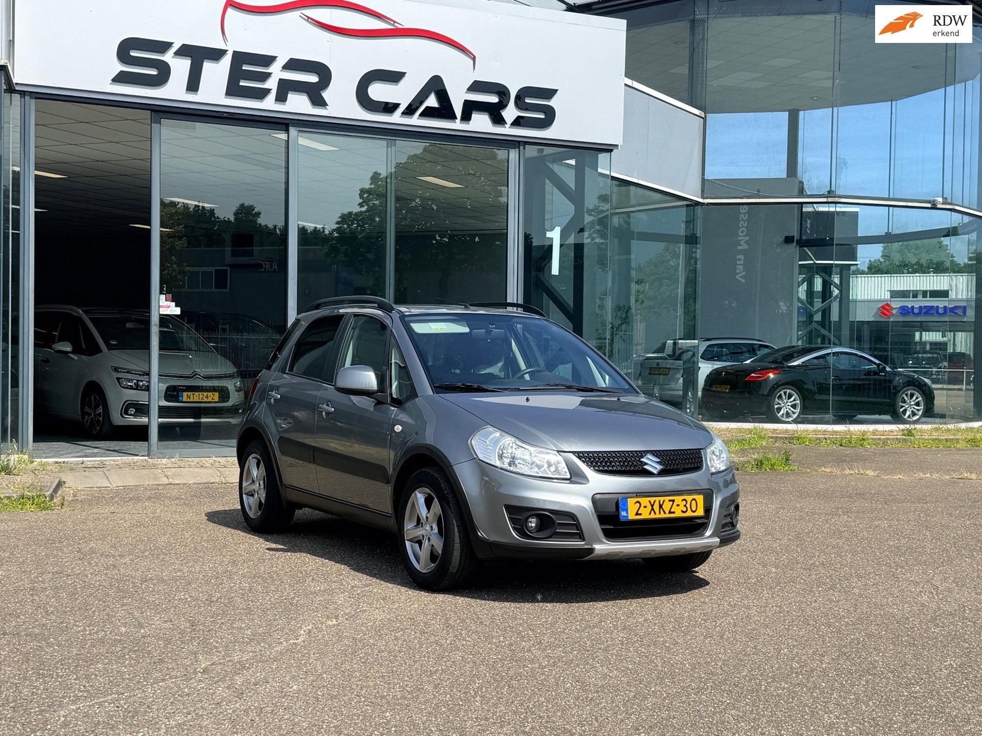 Suzuki SX4 1.6 Exclusive|Automaat|Trakhaak|Airco|Stoelverwar, Auto's, Suzuki, Euro 5, 15 km/l, Gebruikt, 4 cilinders